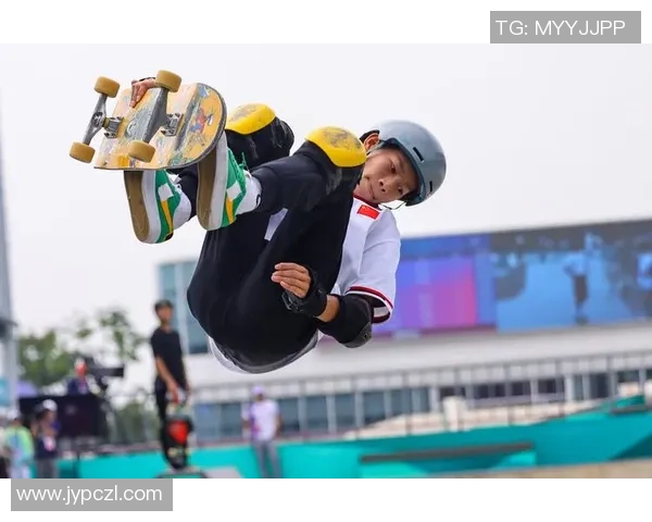 杭州攀岩队在滑板精英赛中的拼搏历程与荣耀时刻